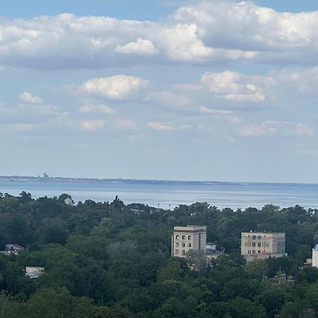 Apartments On Marshala Govorova Odessa Exterior foto